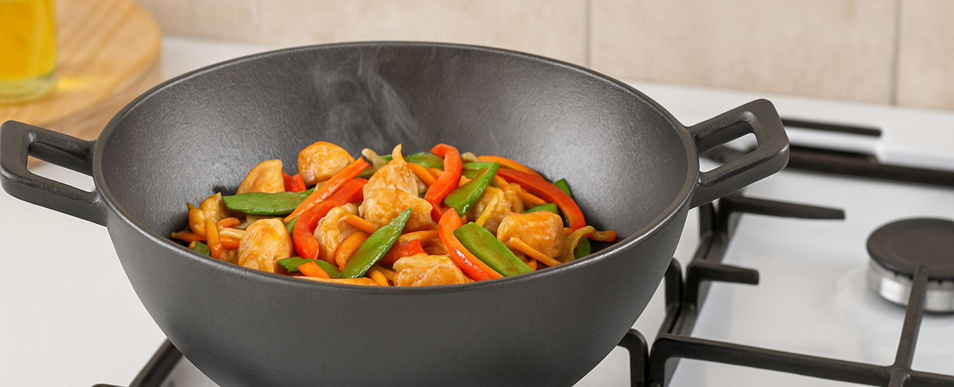 Tigaie wok din fontă